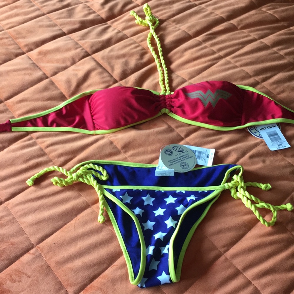 Wonder Woman bikini